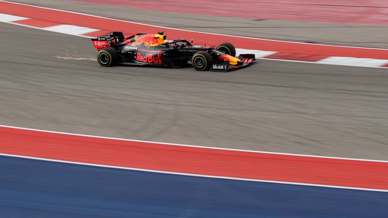 Hamilton to start 5th at US Grand Prix as he chases F1 title